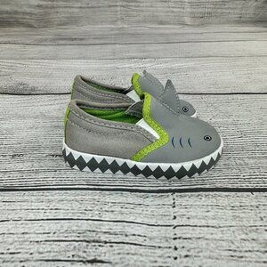 Cat & Jack Slip On School Play Sneakers Baby Size 4 Casual Baby Shark Shoes NEW